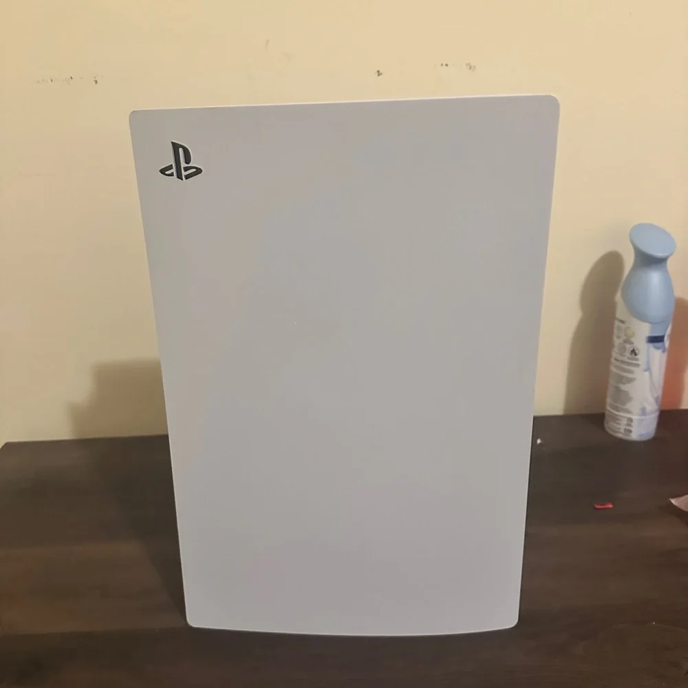 Sony Console in White